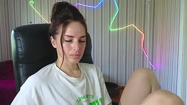 xx adrihanna xx online show from 07-01-26, 08:25
