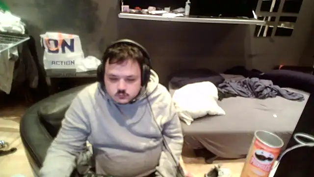 Snapshot of Bebemickey75 chatting on 09-18-25, 11:08 Bebemickey75 online show from 09-18-25, 11:08