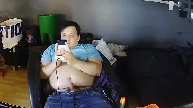 Snapshot of Bebemickey75 chatting on 11-10-25, 03:28 Bebemickey75 online show from 11-10-25, 03:28