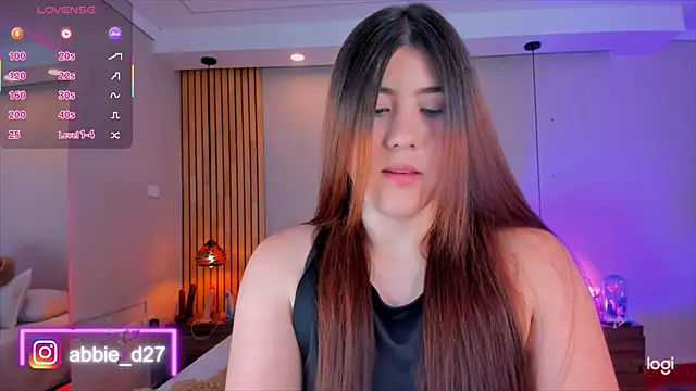 AbbieEdmond online show from 09-20-25, 04:17