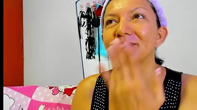 Angelblue  online show from 02-19-26, 02:58