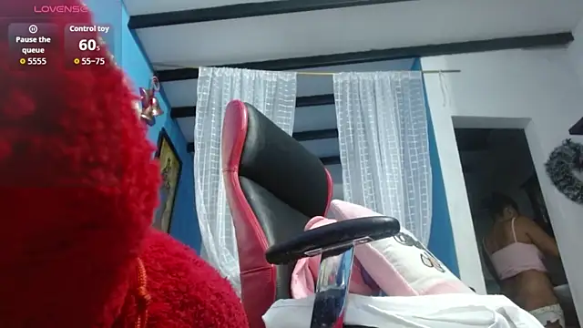 wendy rivera  online show from 11-07-25, 11:04