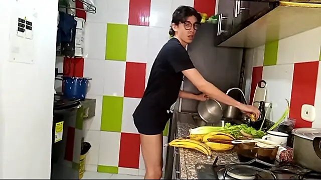 Snapshot of Norehg chatting on 09-29-25, 08:32 Norehg online show from 09-29-25, 08:32