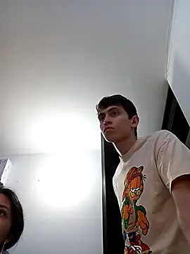 Snapshot of Norehg chatting on 03-21-25, 12:51 Norehg online show from 03-21-25, 12:51