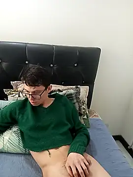 Snapshot of Norehg chatting on 03-15-25, 05:37 Norehg online show from 03-15-25, 05:37