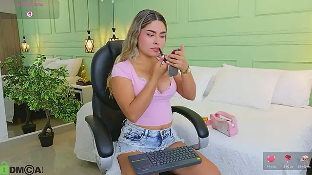 kataliina   online show from 03-10-26, 11:58