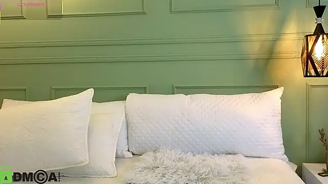 kataliina   online show from 11-28-25, 11:32