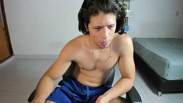 imtonny19 online show from 11-02-25, 03:11