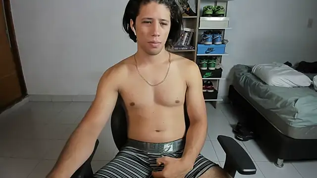 imtonny19 online show from 11-07-25, 02:38