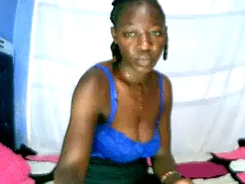 Snapshot of Ebonybrez chatting on 02-25-26, 10:48 Ebonybrez online show from 02-25-26, 10:48