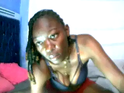 Snapshot of Ebonybrez chatting on 02-13-26, 08:14 Ebonybrez online show from 02-13-26, 08:14