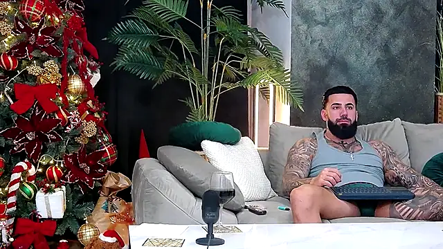 masterkingofmusclee online show from 12-17-25, 09:53