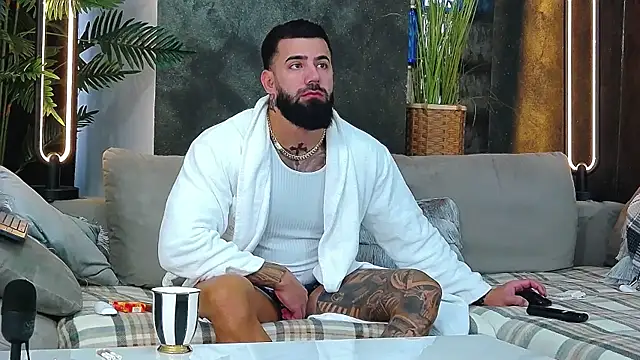 masterkingofmusclee online show from 11-13-25, 09:02