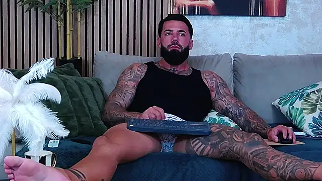 masterkingofmusclee online show from 07-21-26, 08:04