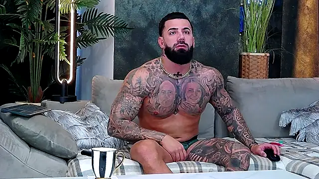 masterkingofmusclee online show from 11-19-25, 09:53