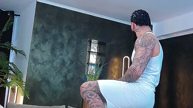 masterkingofmusclee online show from 12-16-25, 09:57