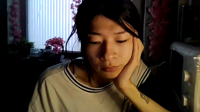 CarlyJoy online show from 10-09-25, 12:49