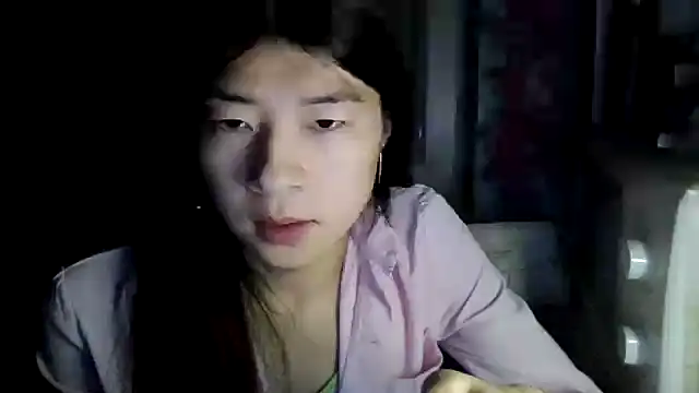 CarlyJoy online show from 04-10-26, 05:09