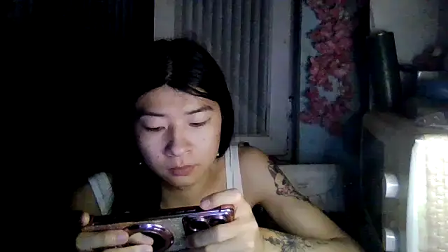 CarlyJoy online show from 05-27-26, 04:25