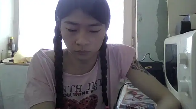 CarlyJoy online show from 03-18-25, 09:56