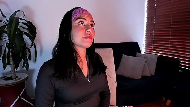 im amber online show from 03-06-26, 01:28