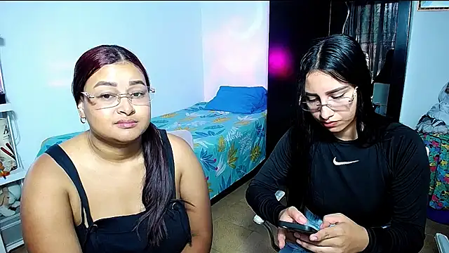 Snapshot of violeta_rous chatting on 02-04-26, 03:40 violeta rous online show from 02-04-26, 03:40