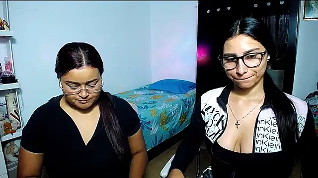 Snapshot of violeta_rous chatting on 02-02-26, 03:11 violeta rous online show from 02-02-26, 03:11