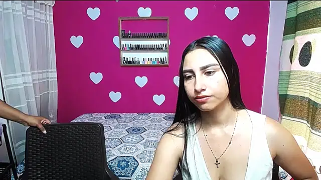 Snapshot of violeta_rous chatting on 02-25-26, 03:34 violeta rous online show from 02-25-26, 03:34