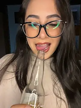 Snapshot of Natha_Fantasy chatting on 11-08-25, 01:31 Natha Fantasy online show from 11-08-25, 01:31