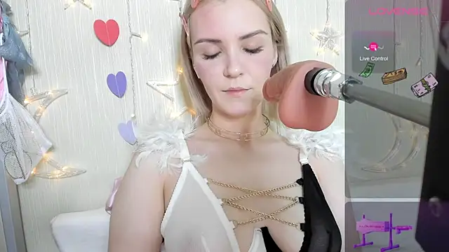 Kaya Devis online show from 09-12-25, 05:18