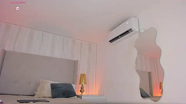 chloe d online show from 03-11-26, 05:56