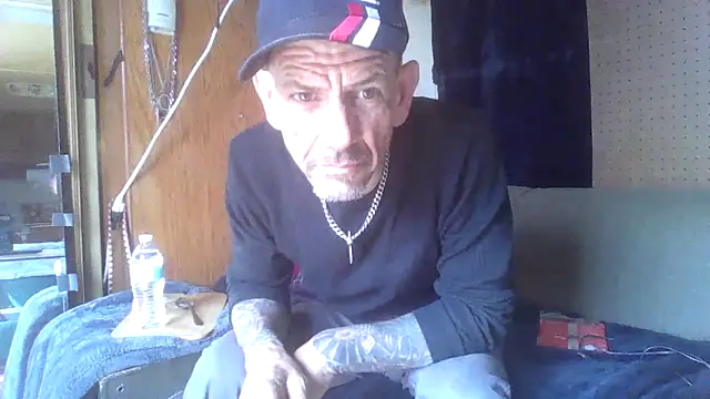 deepstroker42071 online show from 04-07-26, 08:21