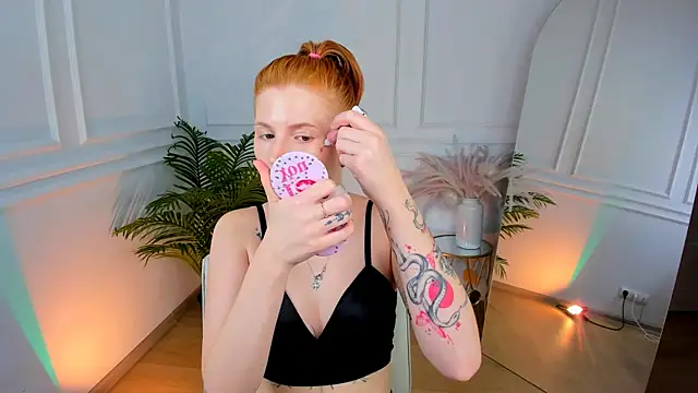 Mira  Blush online show from 11-30-25, 08:42