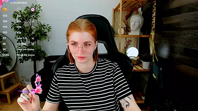 Mira  Blush online show from 03-15-25, 12:45