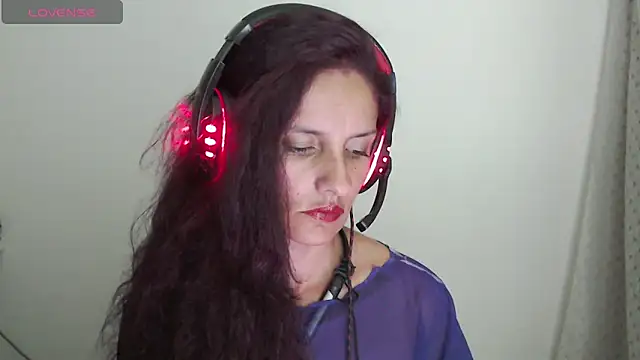 Snapshot of catalina_duran1 chatting on 05-26-26, 02:20 catalina duran1 online show from 05-26-26, 02:20