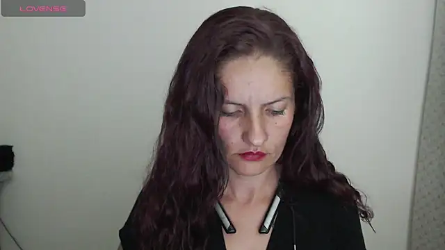 Snapshot of catalina_duran1 chatting on 06-05-26, 05:12 catalina duran1 online show from 06-05-26, 05:12