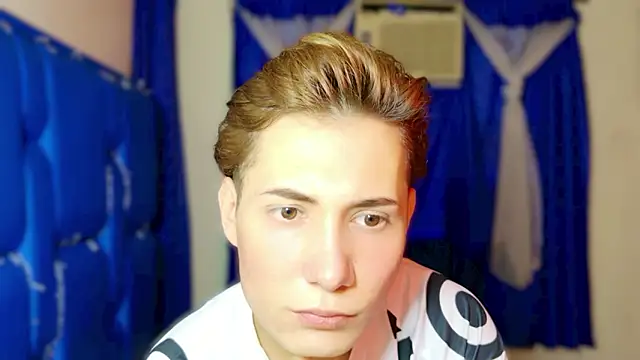 the littleangel1 online show from 02-12-26, 11:32