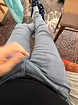 ikarus07 online show from 01-08-25, 10:59