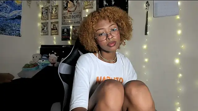 Cristal Jonasxh online show from 02-04-25, 03:11