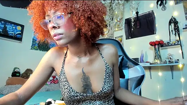Snapshot of Cristal_Jonas@xh chatting on 06-03-26, 06:45 Cristal Jonasxh online show from 06-03-26, 06:45