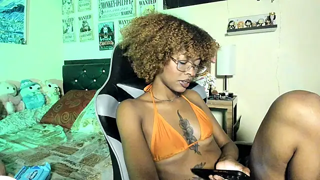 Cristal Jonasxh online show from 09-24-25, 04:30