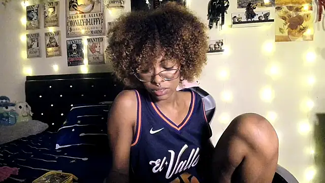 Cristal Jonasxh online show from 10-25-25, 04:33