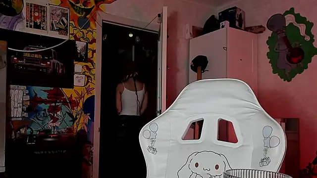 Sunny Mouse  online show from 09-30-25, 05:08