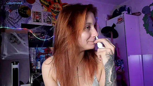 Sunny Mouse  online show from 10-24-25, 04:28