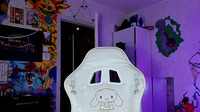 Sunny Mouse  online show from 09-10-25, 04:39