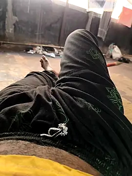 Snapshot of SILENT_FUCKER_01 chatting on 02-11-26, 10:48 SILENT FUCKER 01 online show from 02-11-26, 10:48