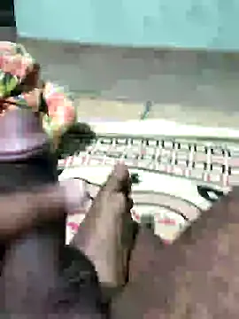 Snapshot of SILENT_FUCKER_01 chatting on 12-19-24, 06:12 SILENT FUCKER 01 online show from 12-19-24, 06:12