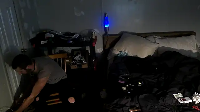 Bi curious86 online show from 11-08-25, 02:37