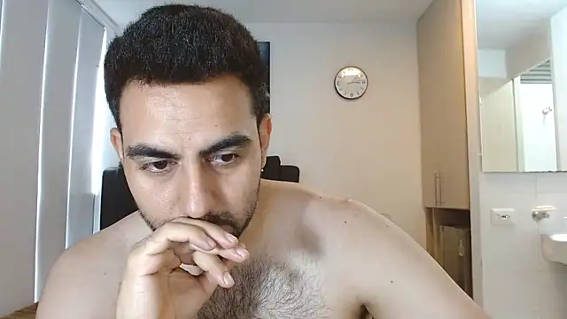 Snapshot of omarmohammedhot2 chatting on 03-20-25, 02:32 omarmohammedhot2 online show from 03-20-25, 02:32