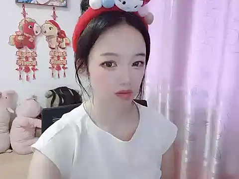 Snapshot of wwcc123 chatting on 05-26-26, 02:09 wwcc123 online show from 05-26-26, 02:09